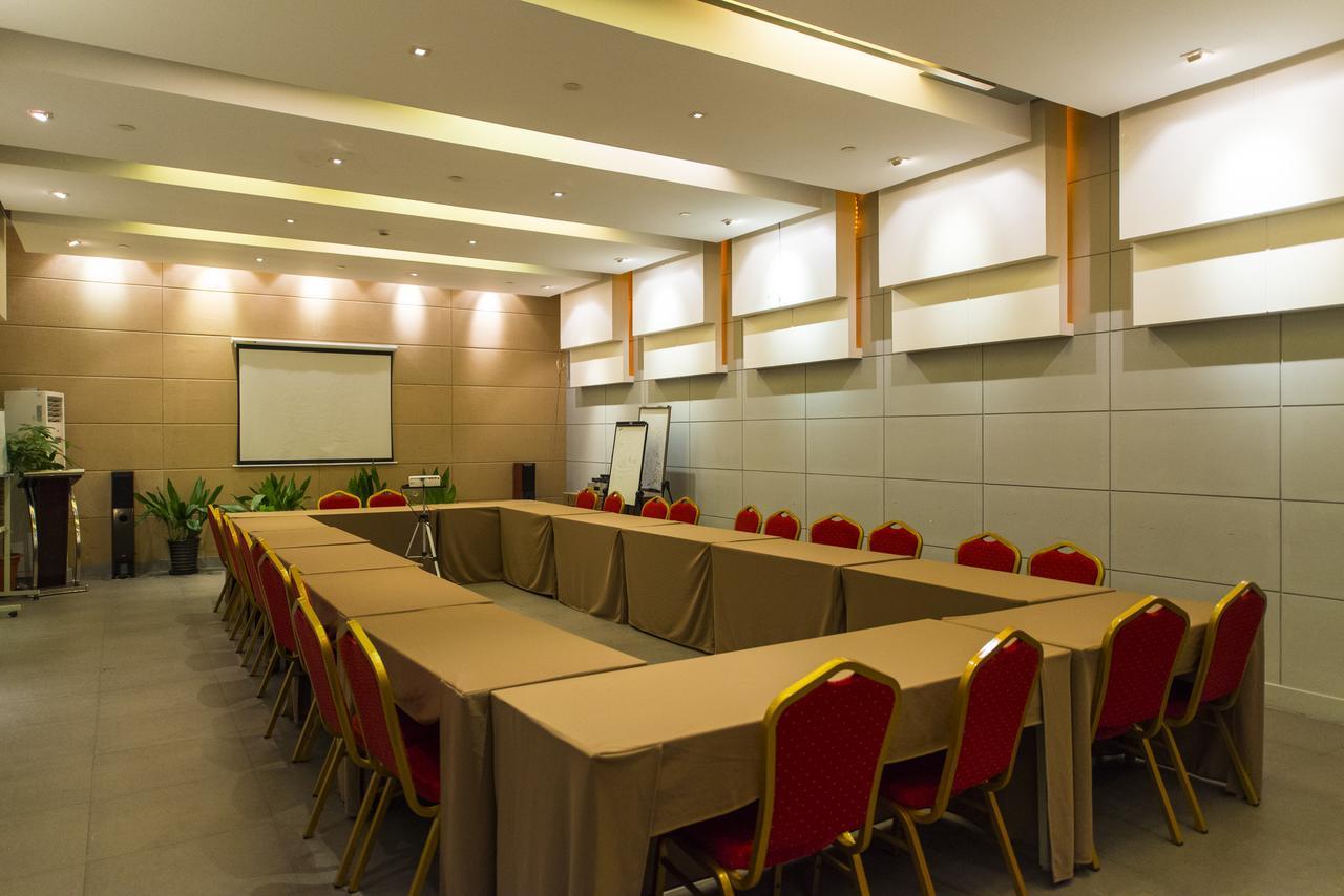 Jinjiang Inn Select Wuhan Guangfutun Metro Station Екстер'єр фото